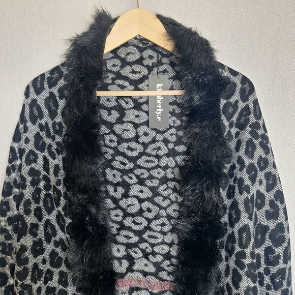 NWT Kimberly.C Faux Fur Soft Leopard Print Cape Shawl One Size Preppy Warm Fall - Picture 2 of 6